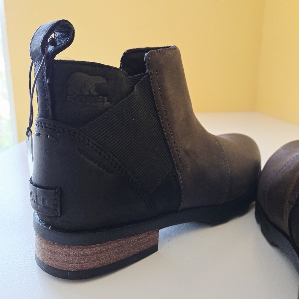 Sorel Emelie Women’s Chelsea Lug Sole blackened brown Waterproof Boots Size 8 - Picture 13 of 16